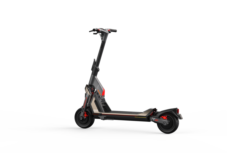 Segway KickScooter GT2_Product picture_360 views (9)-1920x1296_72